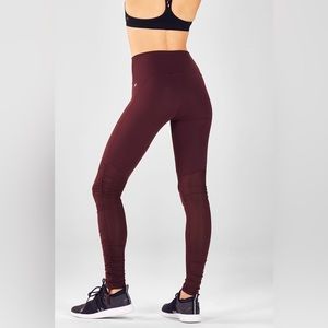 Fabletics Cashel Foldover Powerform Legging NWT Burgundy Size Large